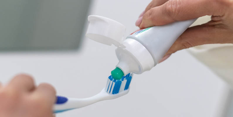 What should you look for in your toothpaste, floss and mouthwash?